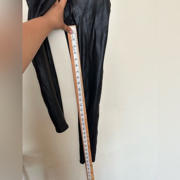 SPANXBy Sara Blakely Black Faux Leather Leggings Size S - Picture 9 of 12